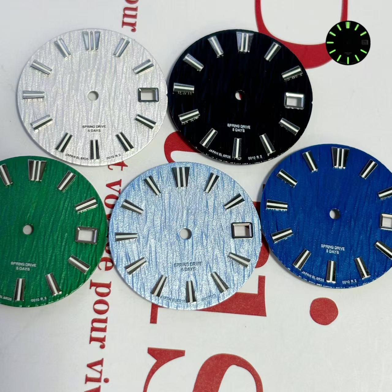 Zegarek mechaniczny z zielonym – Reel Case recenzja i cena
