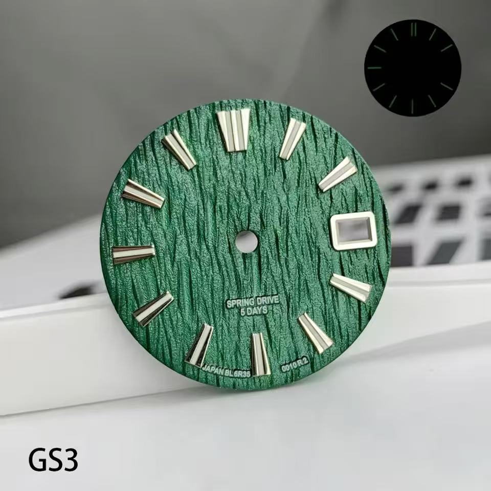 Zegarek mechaniczny z zielonym – Reel Case recenzja i cena